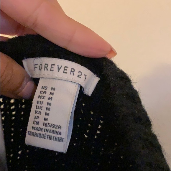 ⭐️3/$20⭐️ Forever 21 Knit Sweater - Picture 3 of 3